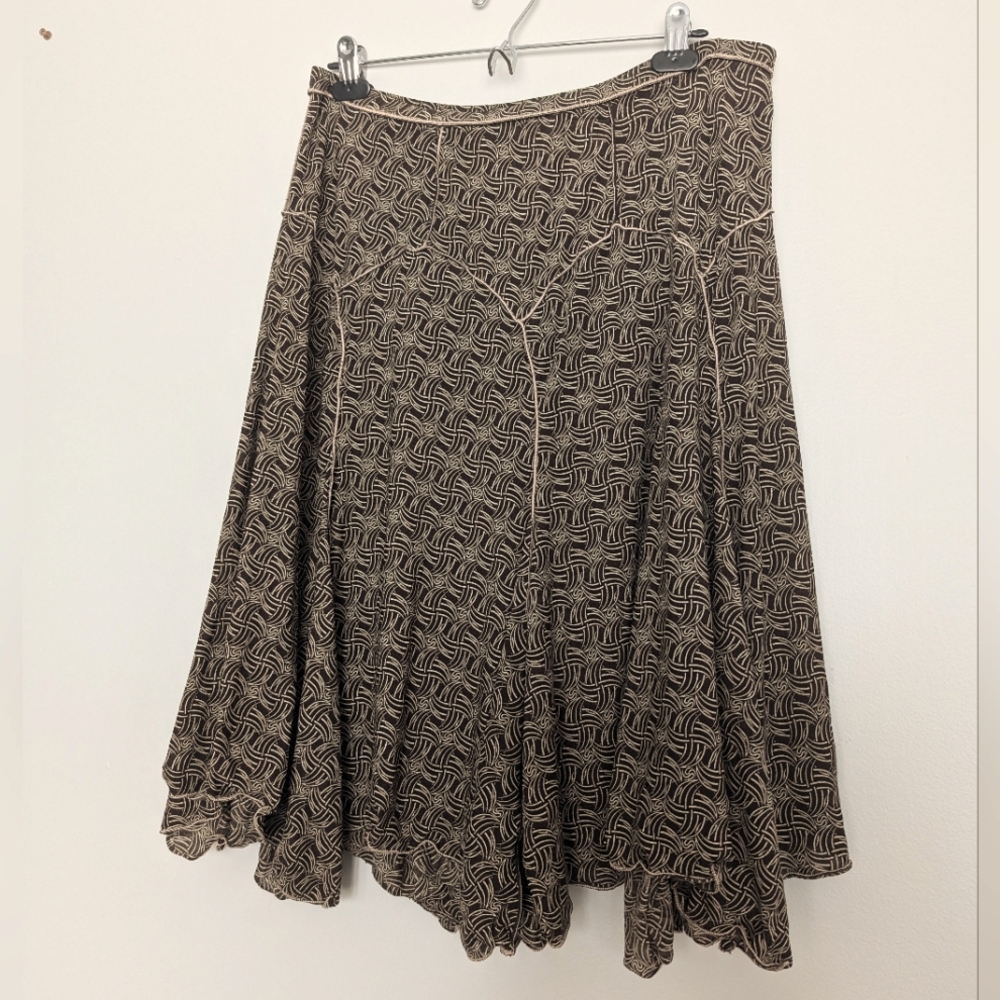Max Studio brown shark bite stretchy skirt